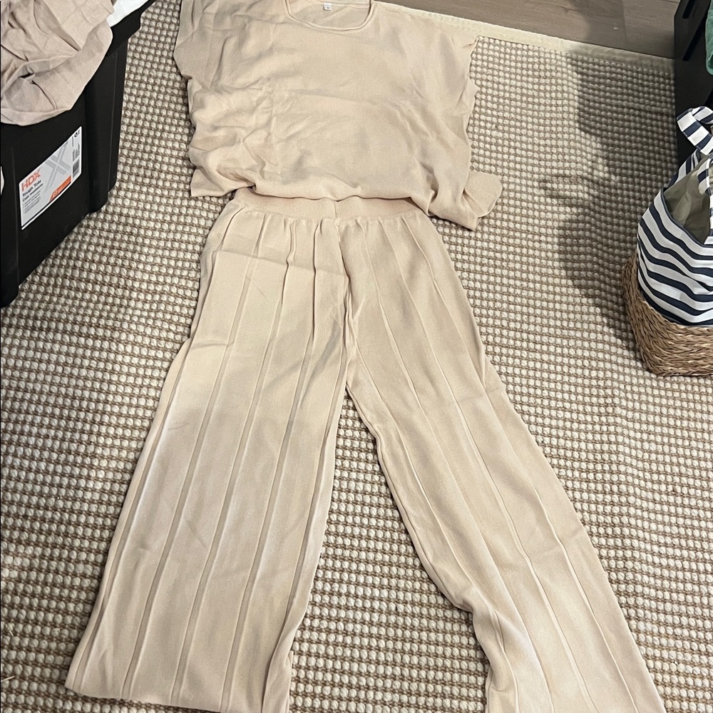 Elegant Cream Women's loungewear - never worn